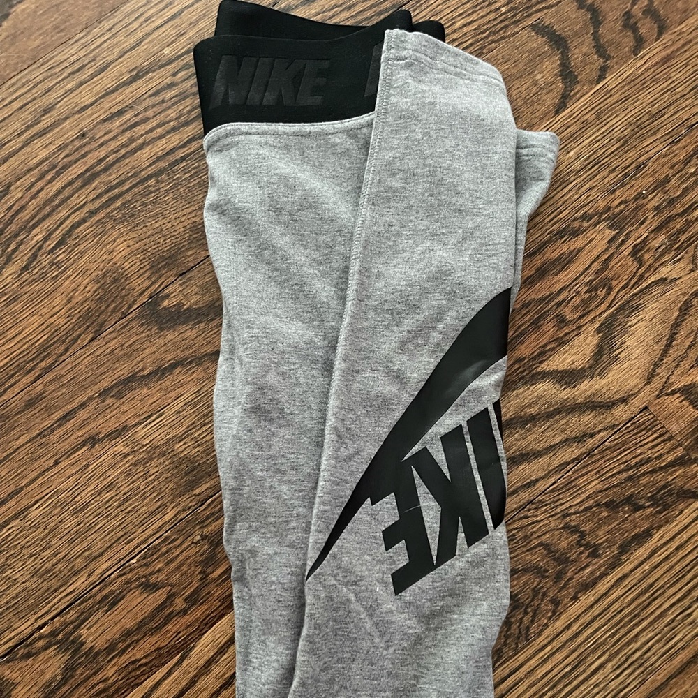 Nike leggings